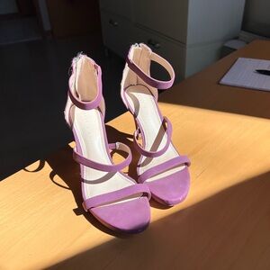 Strappy High‑Heel Sandals in Lilac Purple